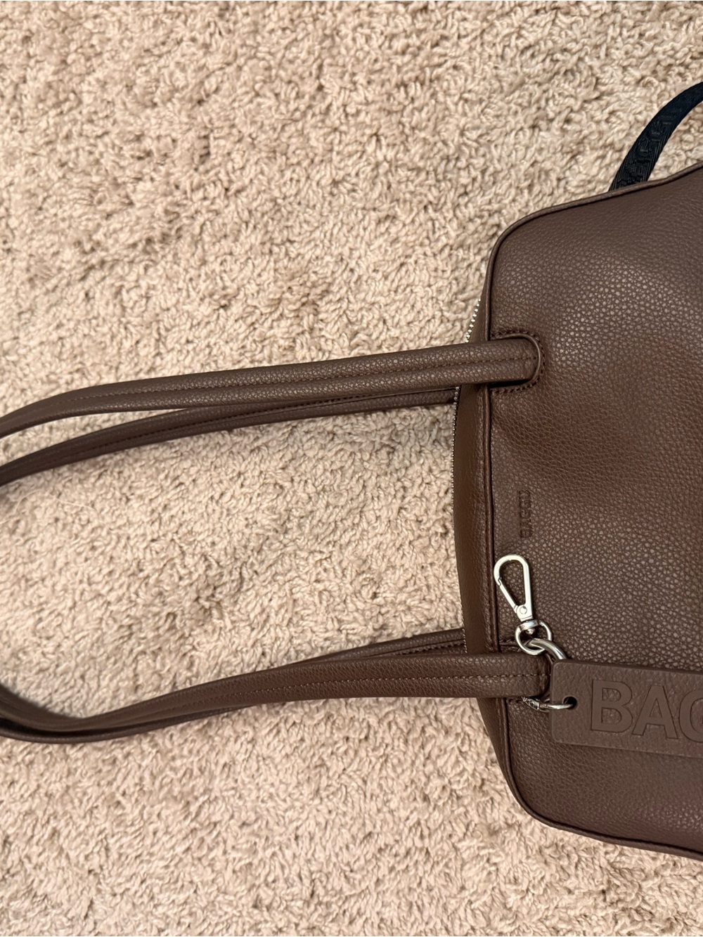 Baggu Small Brown Leather Shoulder Bag - Picture 7 of 9